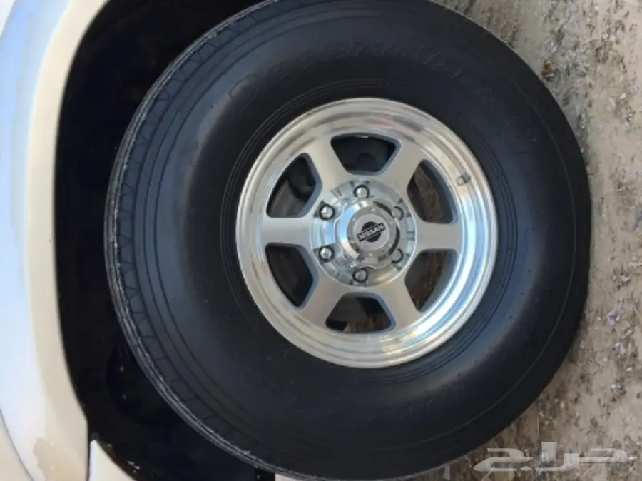 جنوط وكفرات للبيع