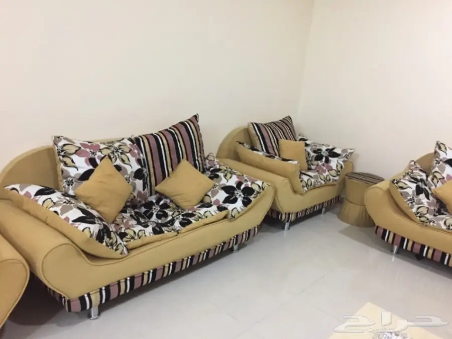 اثاث  كنب  (image 1)