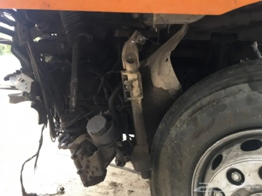 راس شاحنه أكترس 2002