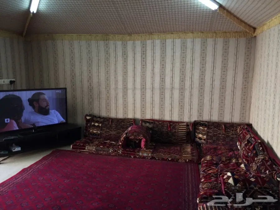 خيمة مع الأثاث (image 4)