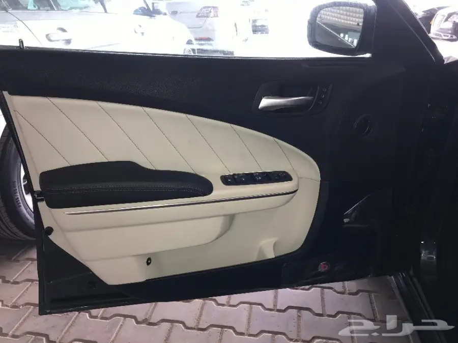 تشارجر 2018 - SXT PLUS سعودى بالنقد والتقسيط (image 12)