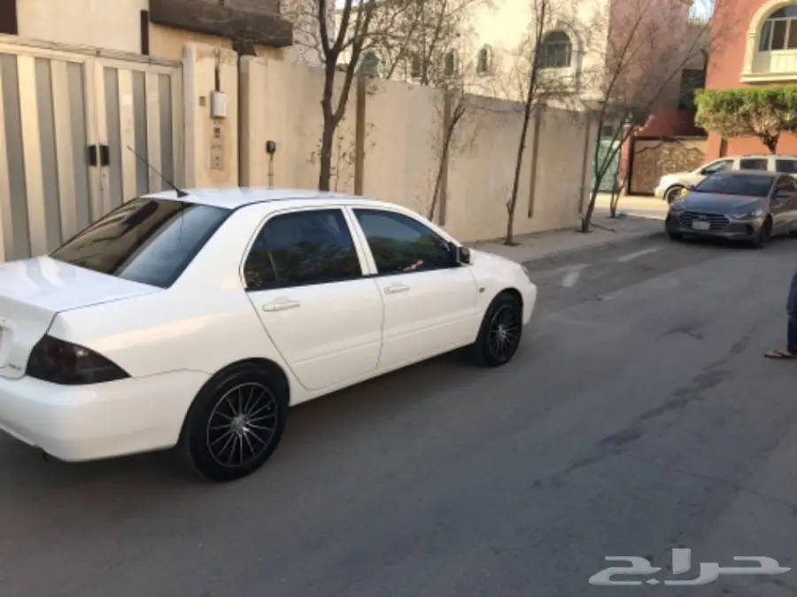 متسوبيشي لانسر 2014 نظيفه جدا  (image 5)