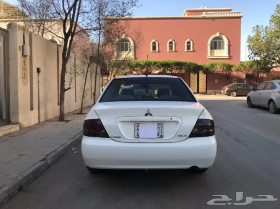 متسوبيشي لانسر 2014 نظيفه جدا  (image 8)