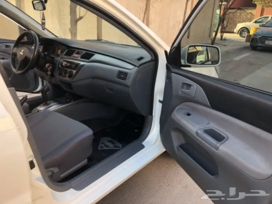 متسوبيشي لانسر 2014 نظيفه جدا  (image 19)