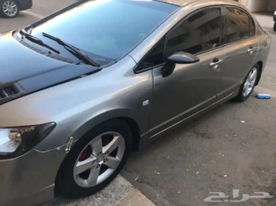 للبيع هوندا سفك 2009 (image 6)