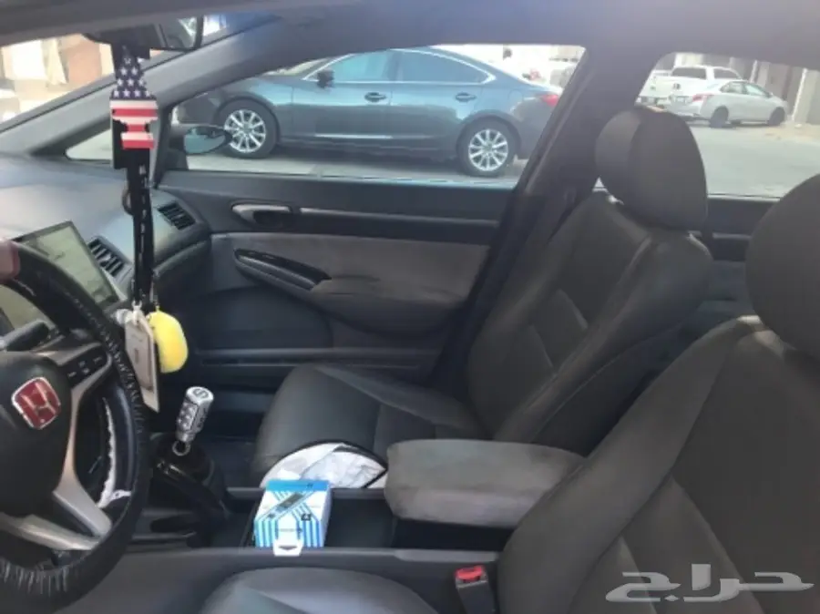 للبيع هوندا سفك 2009 (image 11)