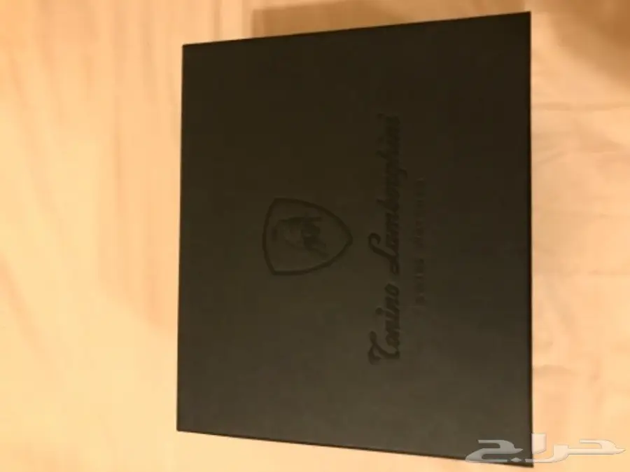 ساعة لامبرجيني الاصلية بسعر مغري 