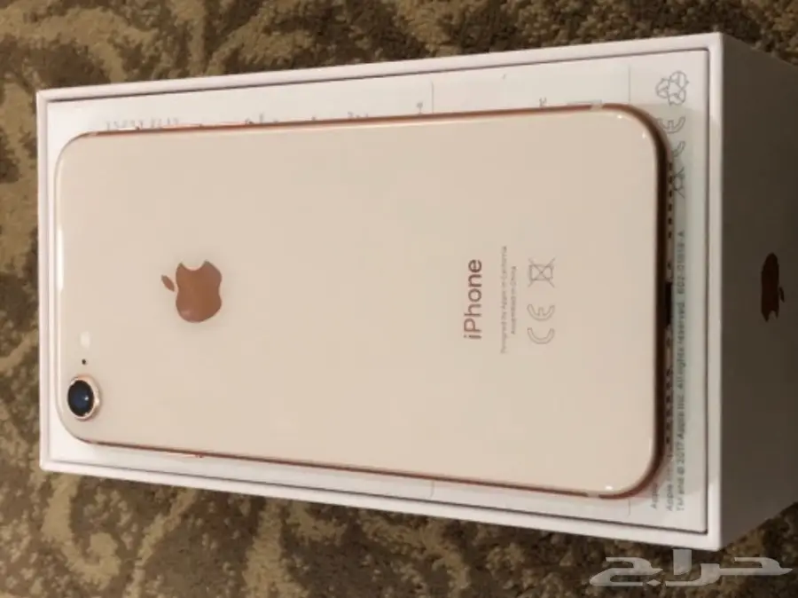 أيفون 8 ذهبي - بحالة ممتازة! (image 1)