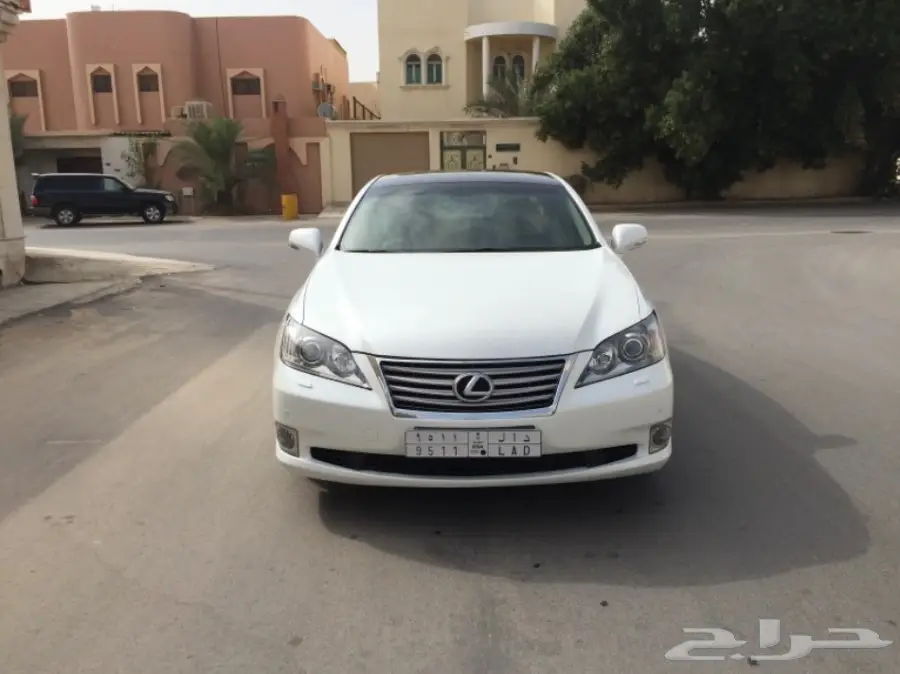 لكزس ES 2011 فل كامل سعودي نضيفه جدا 