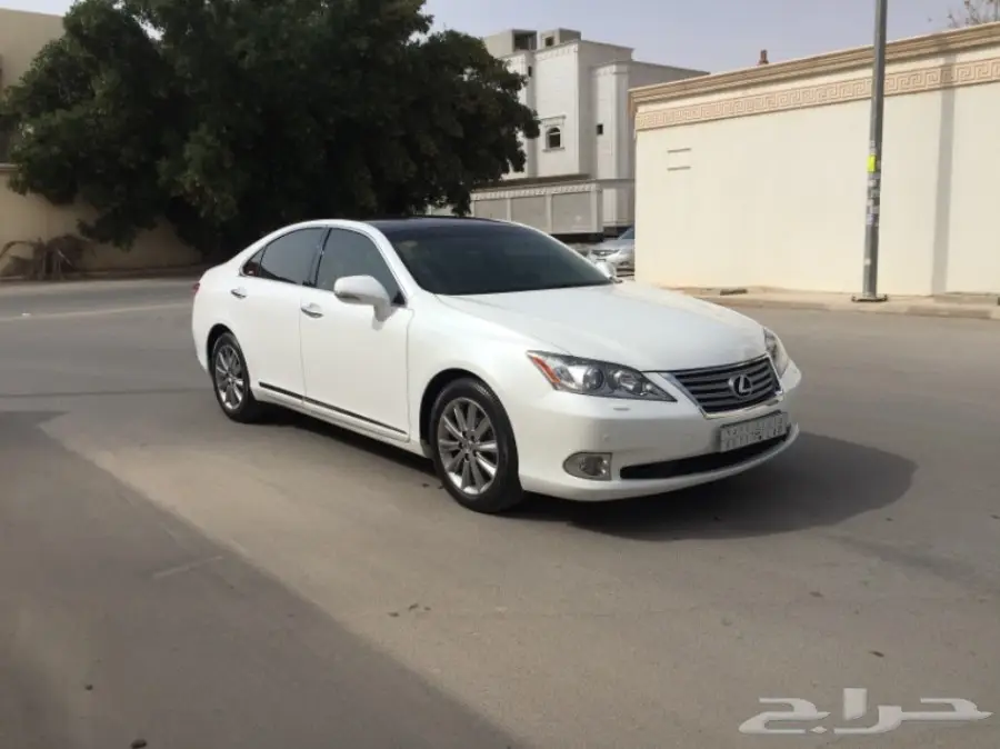 لكزس ES 2011 فل كامل سعودي نضيفه جدا  (image 1)
