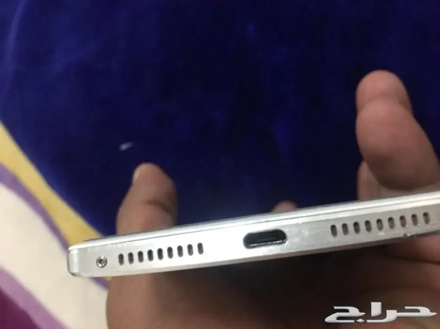 جوال هواوي ميت 8 للبيع  (image 2)