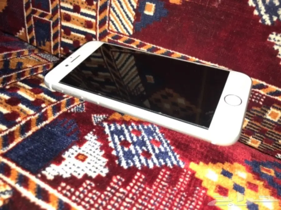 أيفون 8 فضي (image 4)