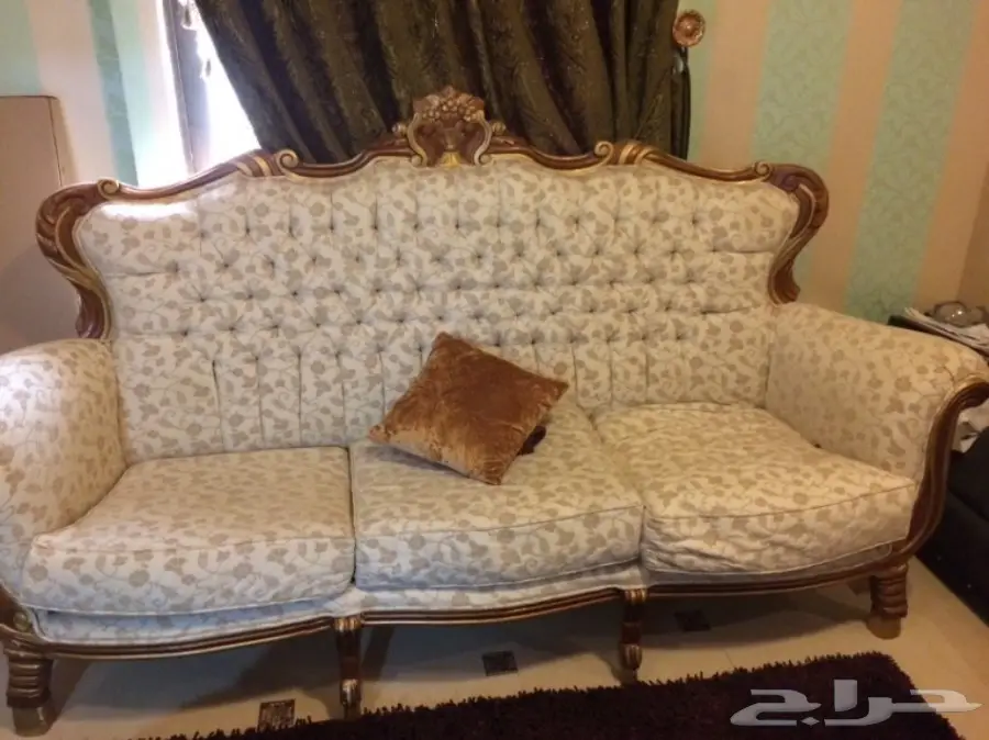 طقم كنب للبيع