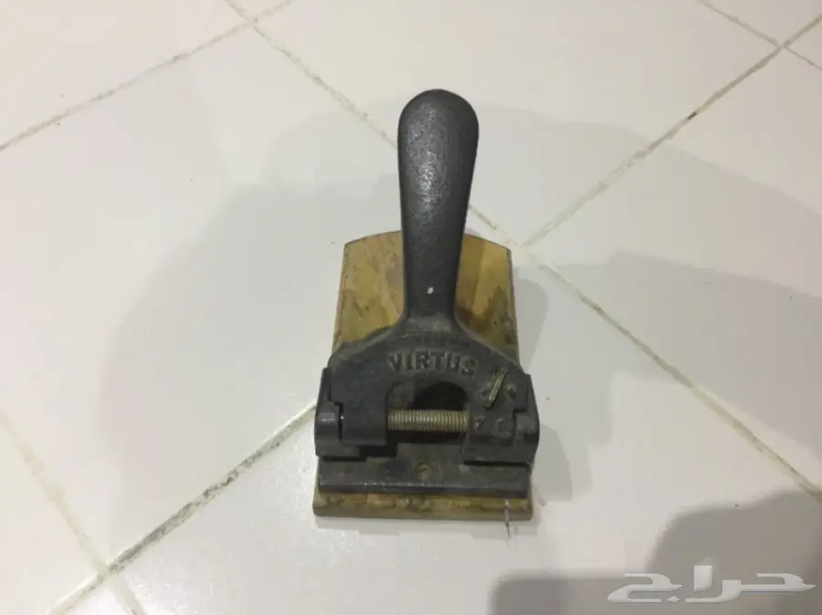 خرامة ورق قديمه 