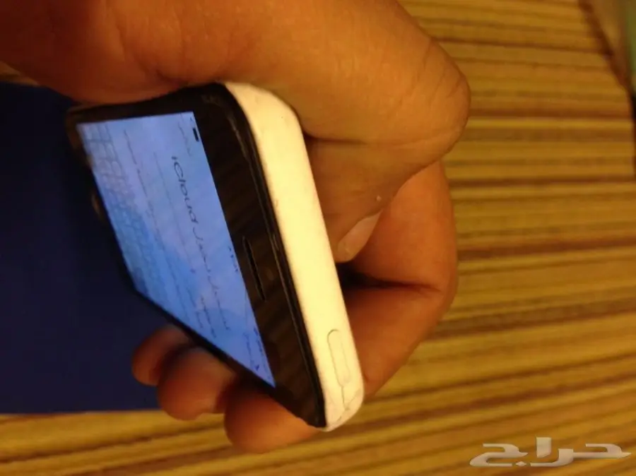  ايفون 5c  مع علبته بدون شاحن (image 4)