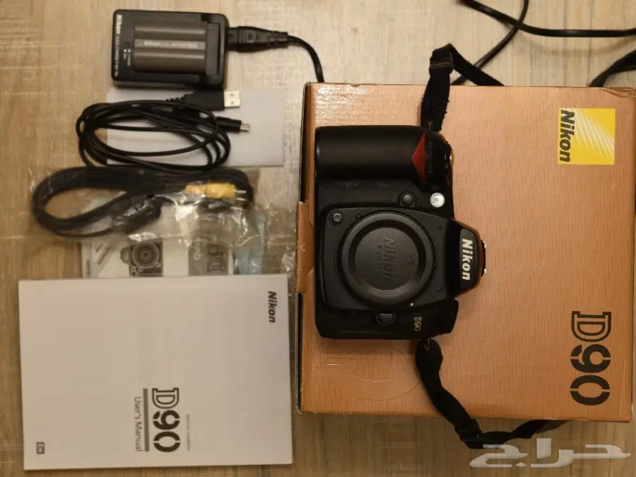 كاميرا نيكون D90 بودي بدون عدسات 