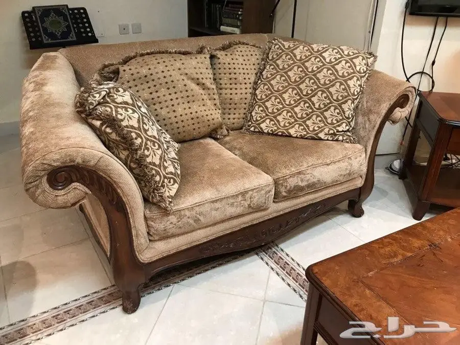 طقم أثاث من هوم سنتر - فرصة ذهبية! (image 3)