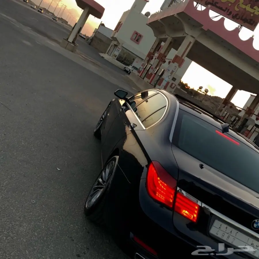 بي ام دبليو2011الفئة السابعه2011فل كامل وكاله (image 4)