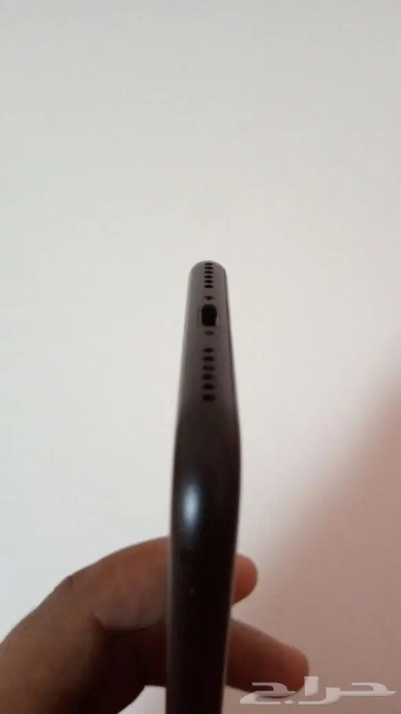 للبيع ايفون 7 (مقفل ايكلاود) 256 قيقا (image 9)