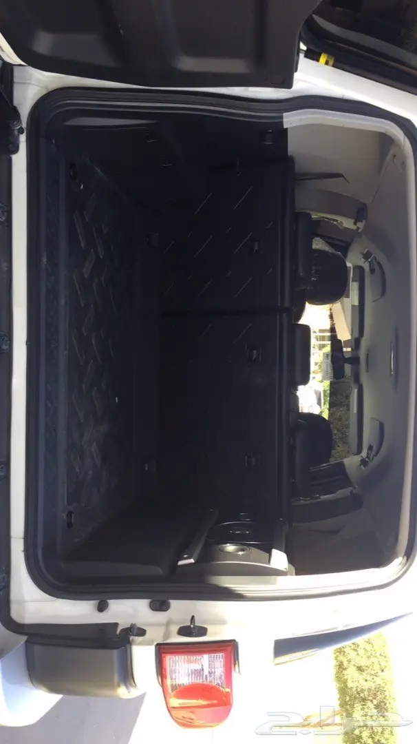 للبيع افجي موديل 2012 فل كامل  (image 8)