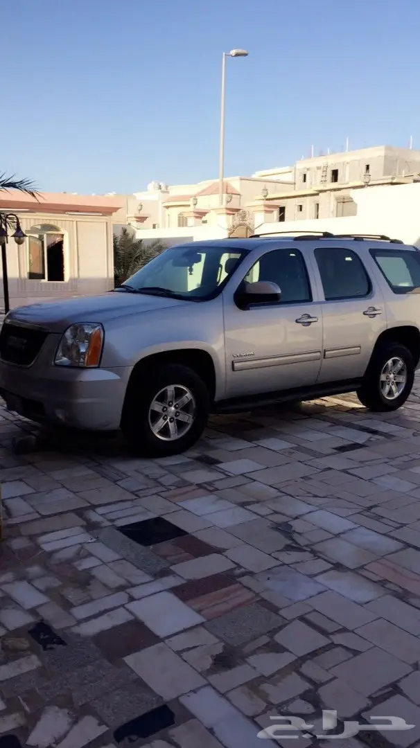 يوكن 2013 شبه جديد استخدامي من الوكاله  (image 6)