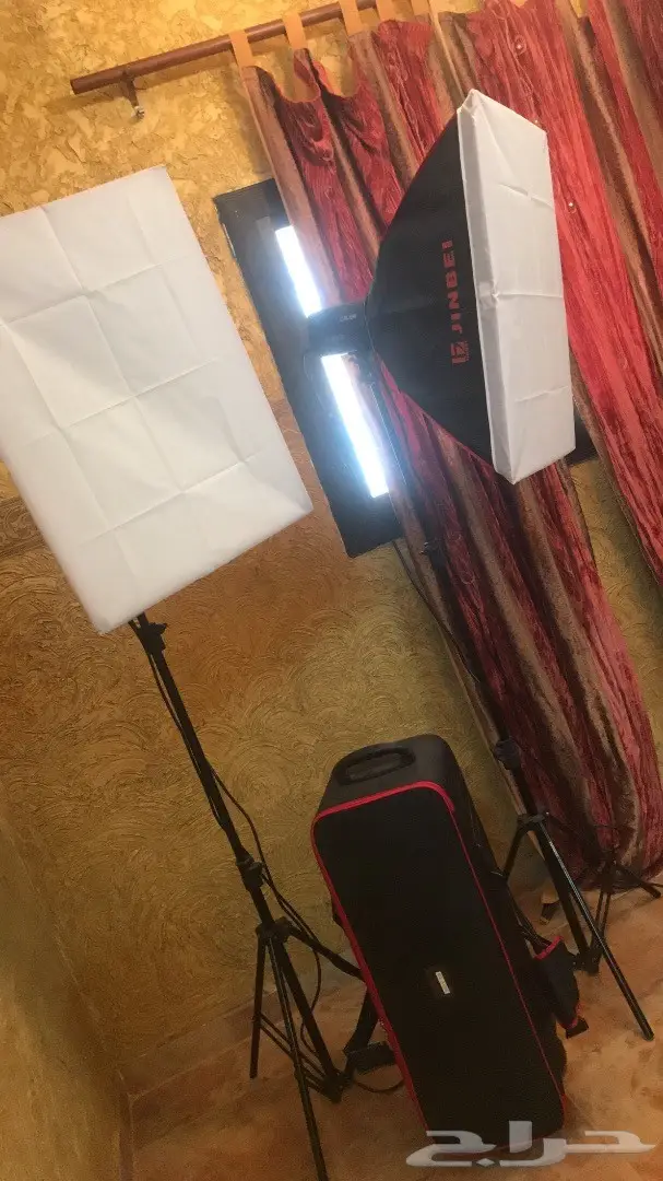 استديو تصوير للبيع 