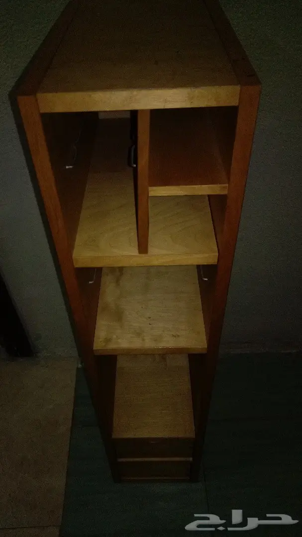 كومدينه من ايكيا للبيع