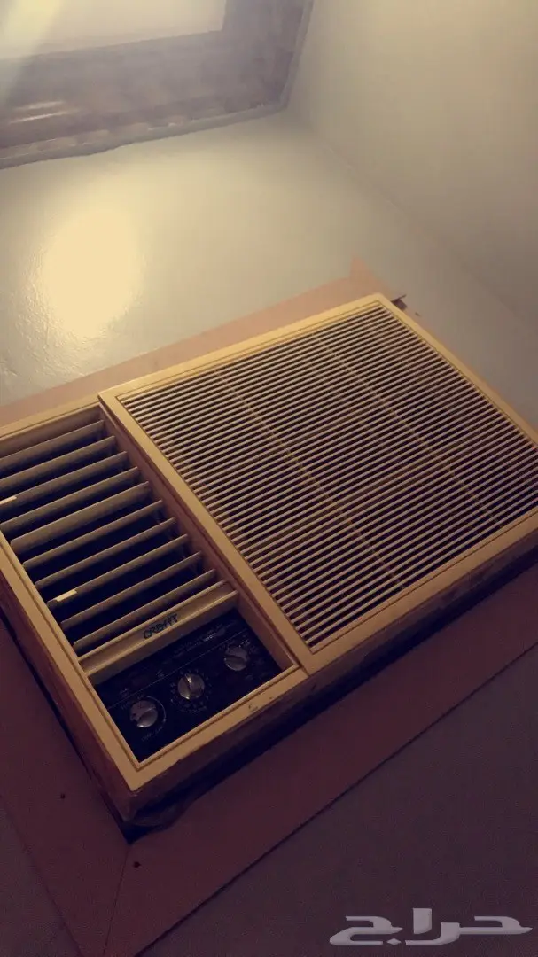 للبيع 6 مكيفات شباك 