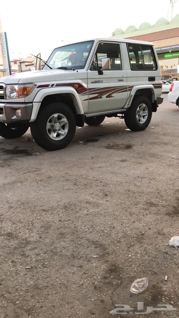 للبيع ربع 2012سعودي رفرف (image 5)