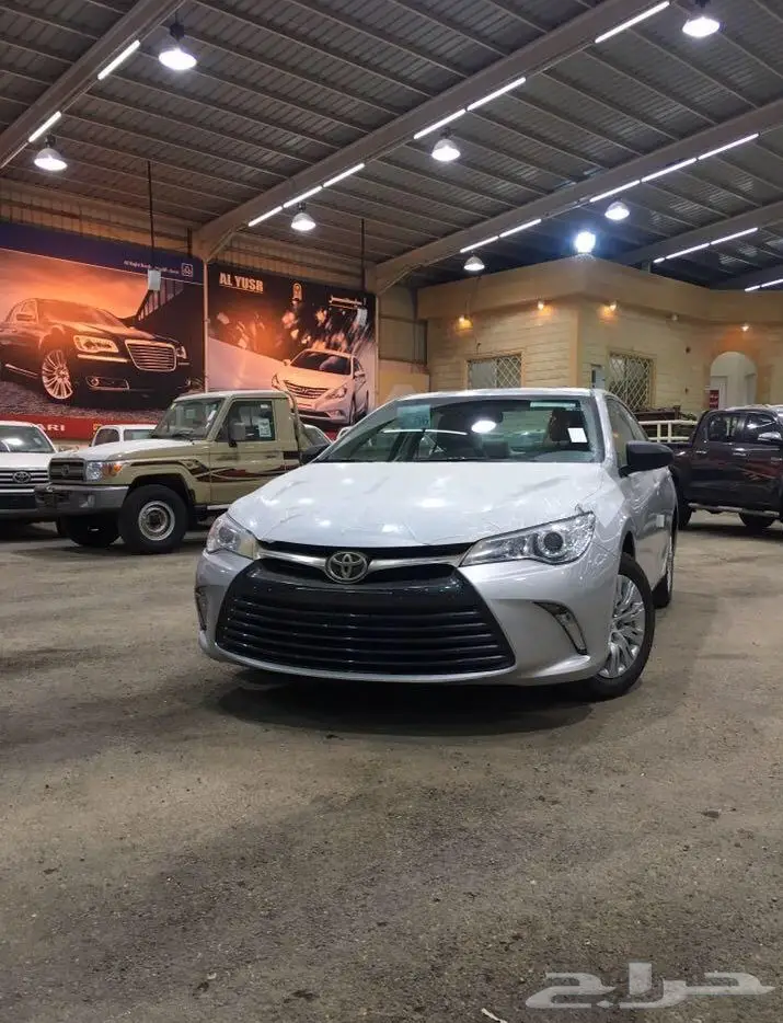 تويوتا كامري  Glموديل 2017 ملون  (image 3)
