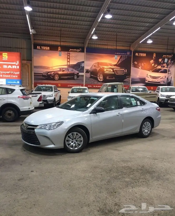 تويوتا كامري  Glموديل 2017 ملون 