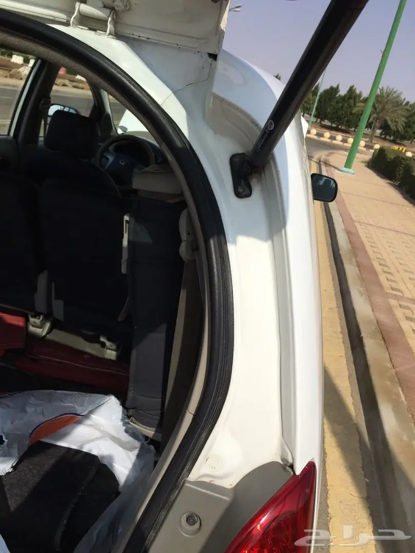 اينوفا 2013 نظيفه ومنوه للمستخدم خليجيه بطاقه (image 8)