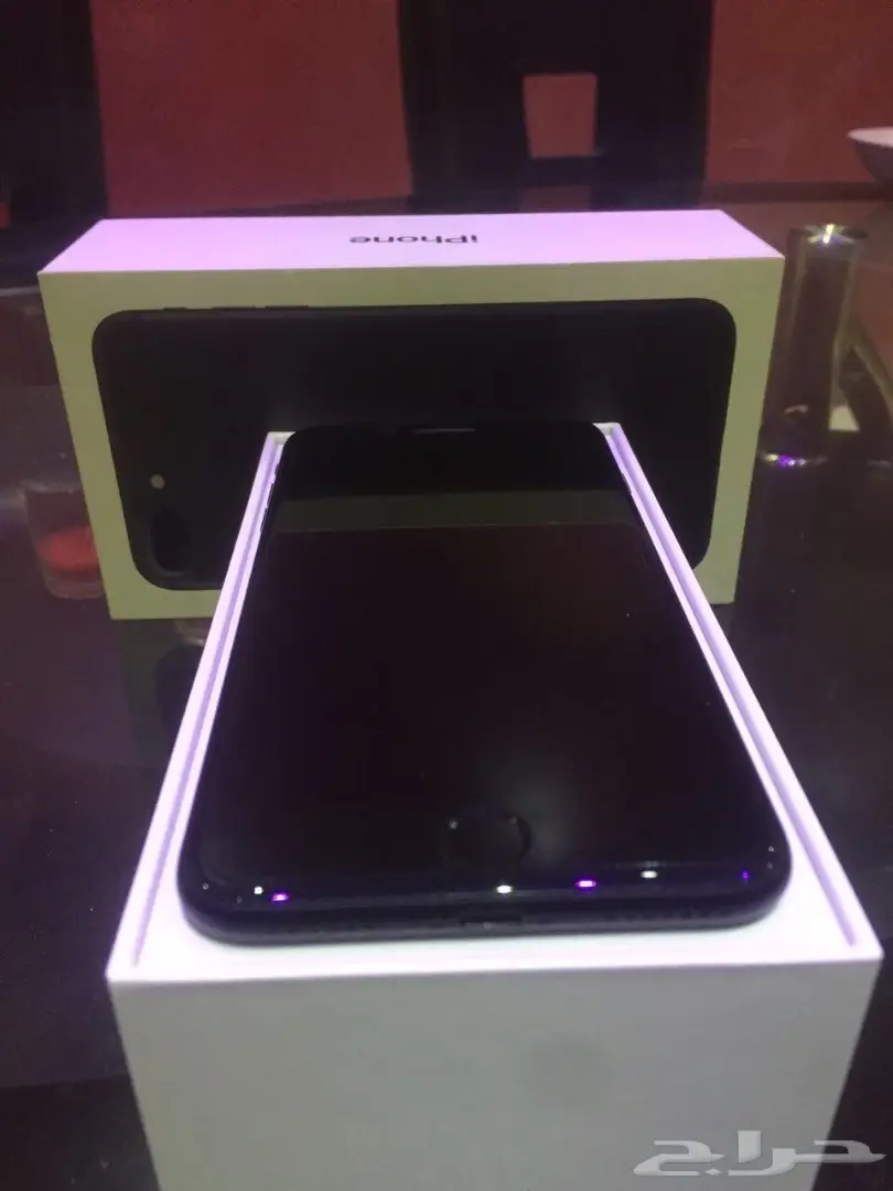 ايفون 7 بلس اسود مطفي