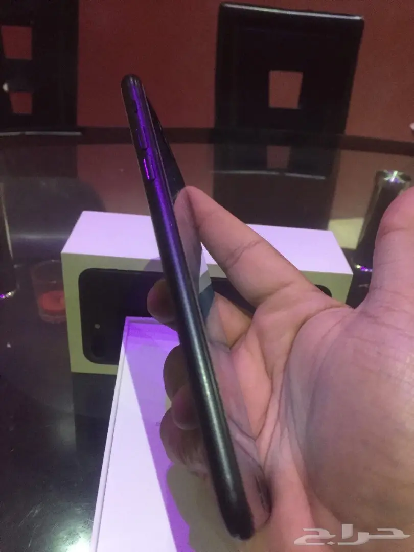 ايفون 7 بلس اسود مطفي (image 4)