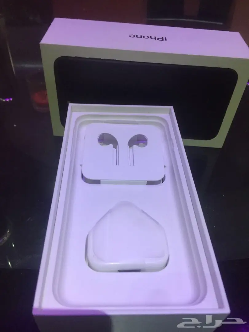 ايفون 7 بلس اسود مطفي (image 5)