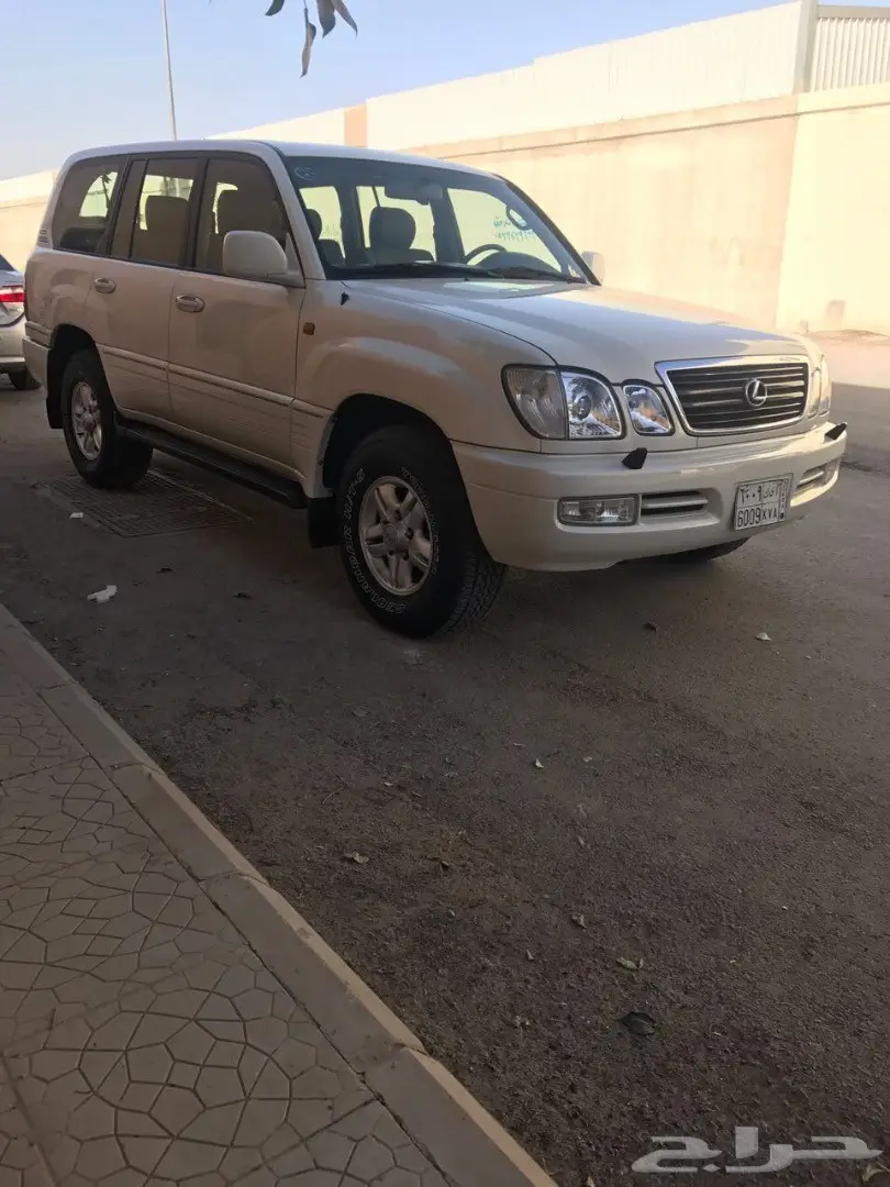 للبيع جيب لكزس 99 نظيف  مخزن (image 4)