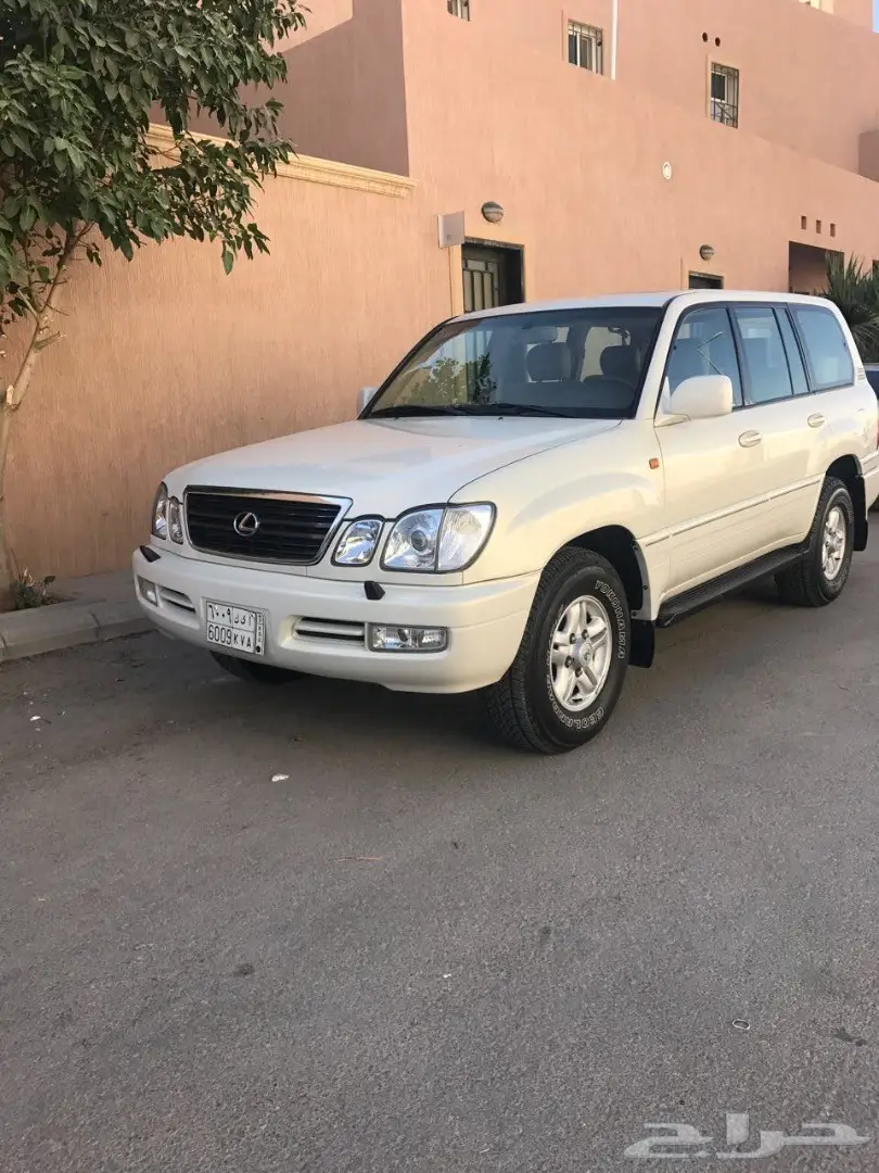 للبيع جيب لكزس 99 نظيف  مخزن (image 5)