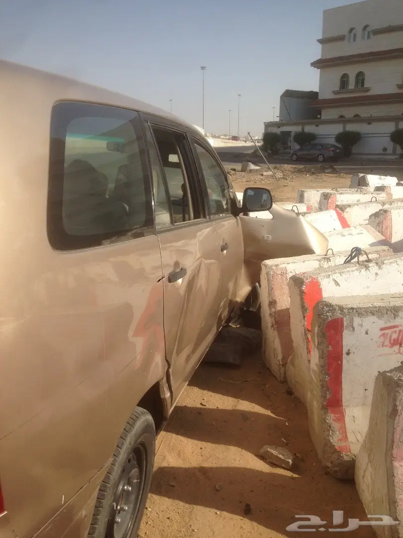 انوفا للبيع بحالتها  (image 1)