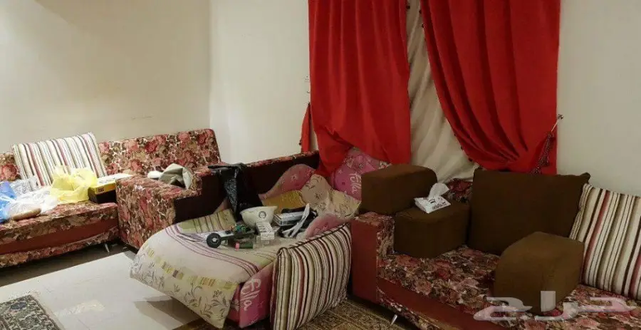 عفش للبيع (غرفة نوم نظيفة ومجلس صاله نظيف) (image 4)