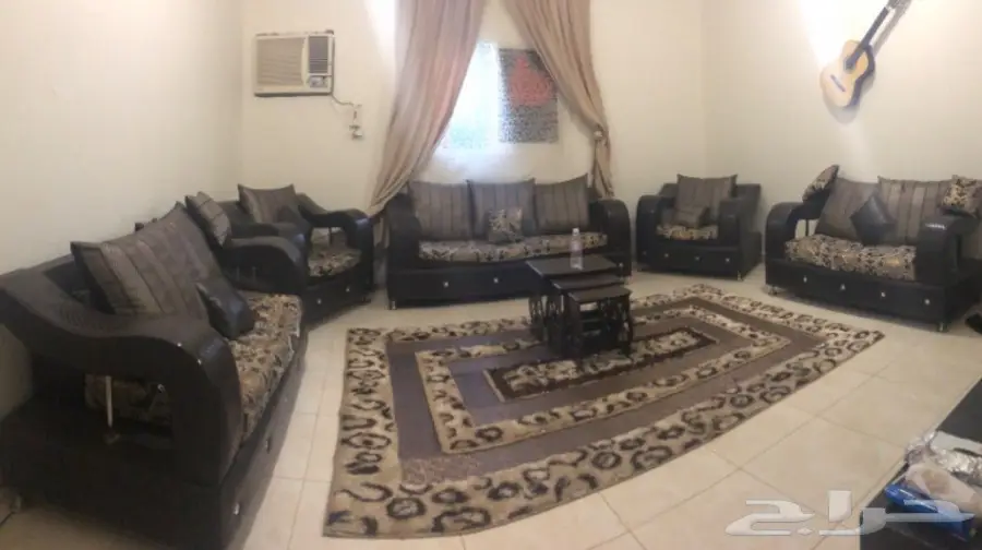 كنب كلاسيكي فاخر للبيع! (image 2)