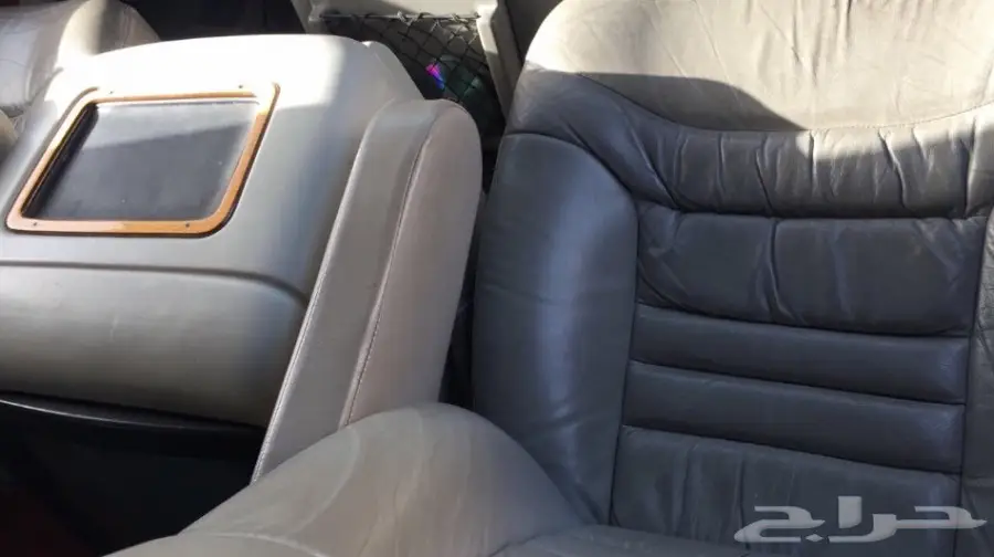 البيع فان مخزن نظيف جدا موديل 2000 (image 9)