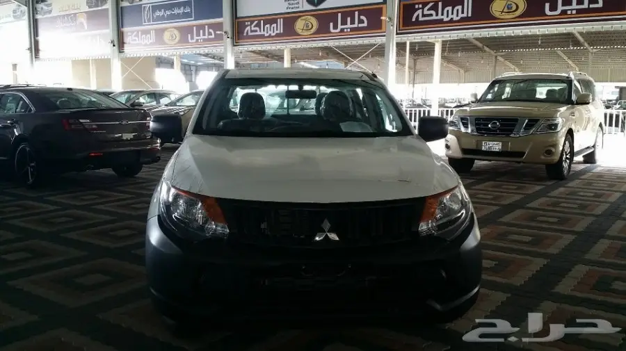 ميتسوبيشي 2016 بكب L200 خليجي بالنقد والتقسي (image 1)