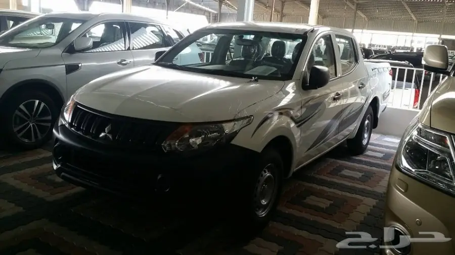 ميتسوبيشي 2016 بكب L200 خليجي بالنقد والتقسي (image 6)