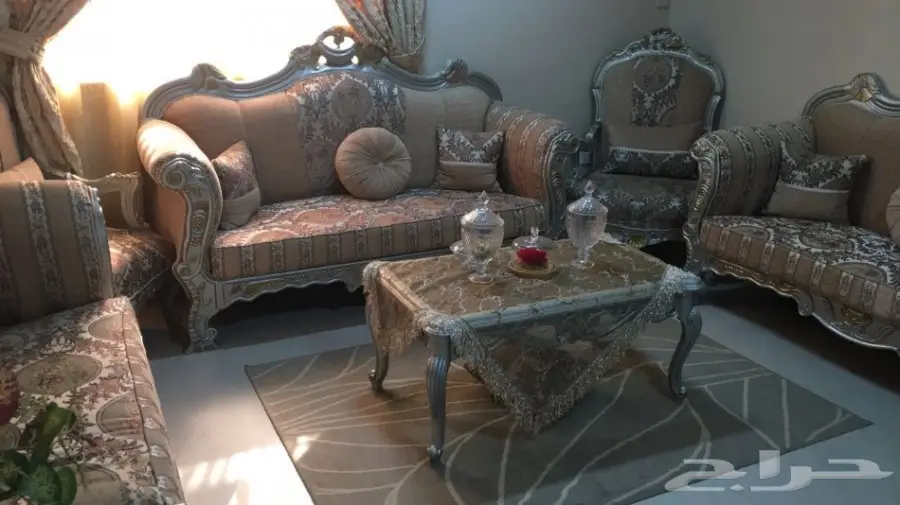 مجلس كامل مكون خمس قطع (image 1)