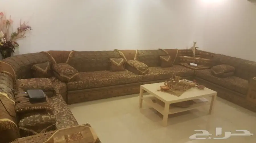 كنب مجلس للبيع 5X4