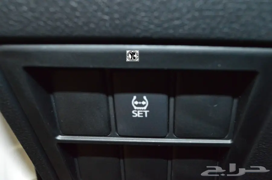 هايلكس توماتيك دفرنسين2.7لتر.بنزين2018 (image 17)