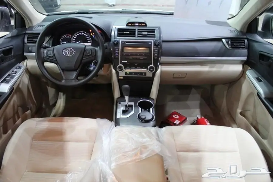 2017تويوتا كامري GL بريمي (image 3)