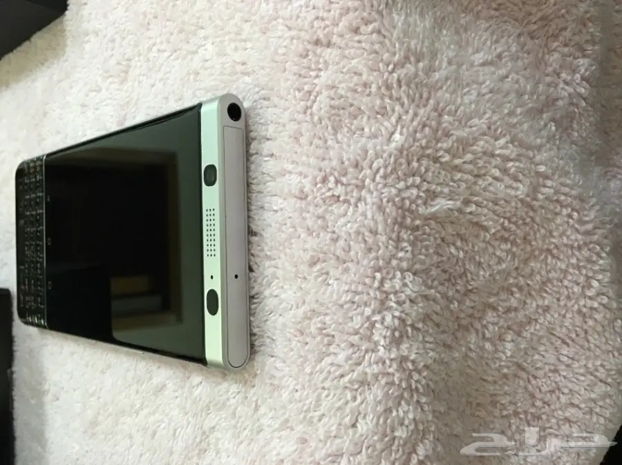 للبيع جوال بلاك بيري Key one (image 5)