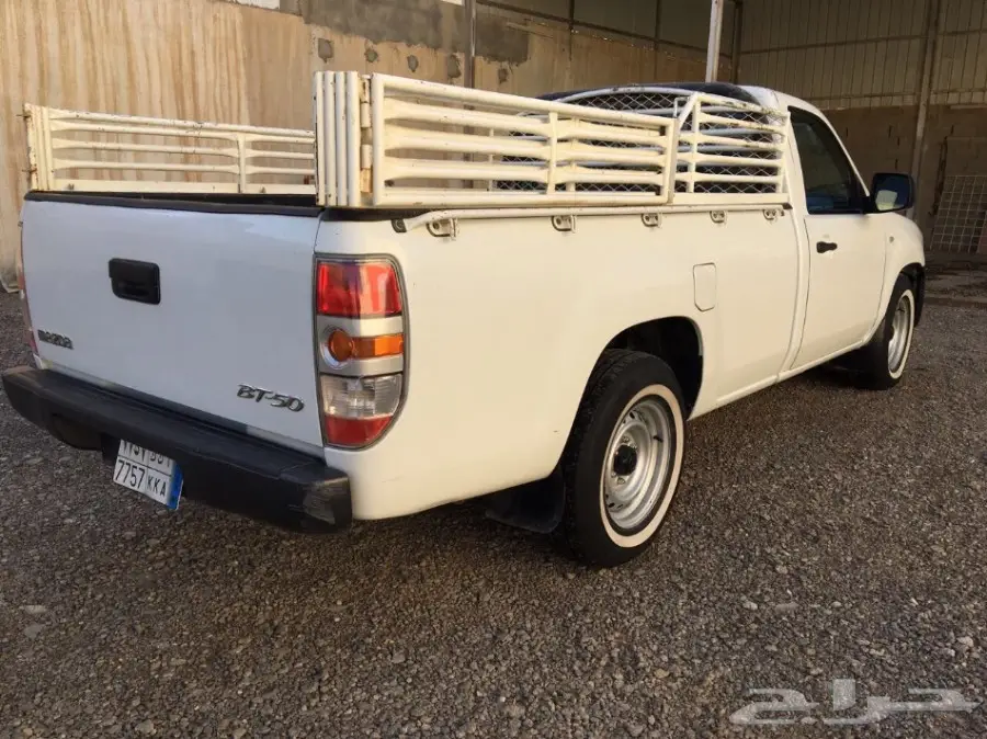 للبيع ددتسن مازدا غمارة (image 3)