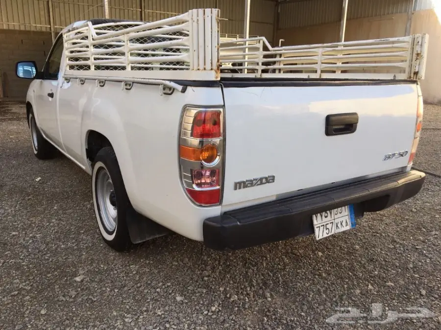 للبيع ددتسن مازدا غمارة (image 4)